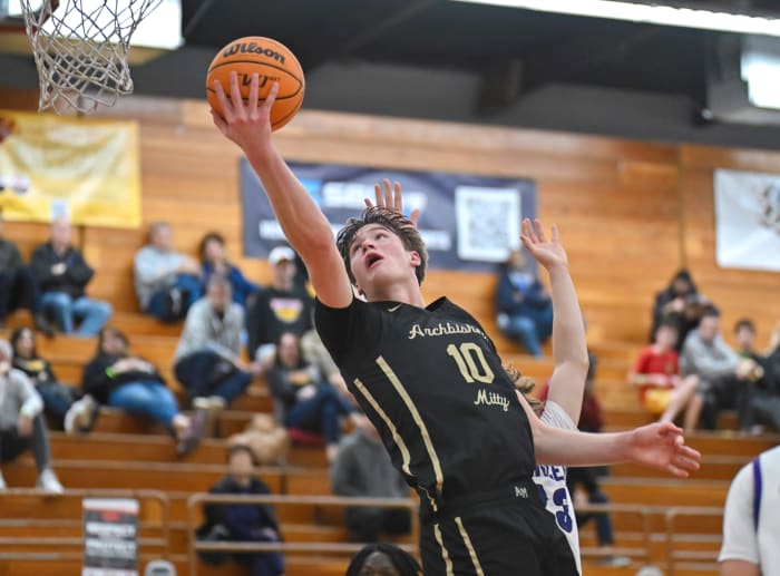 Archbishop Mitty vs Carlsbad Torrey Pines Holiday Classic December 29, 2023 Photo-Justin Fine84